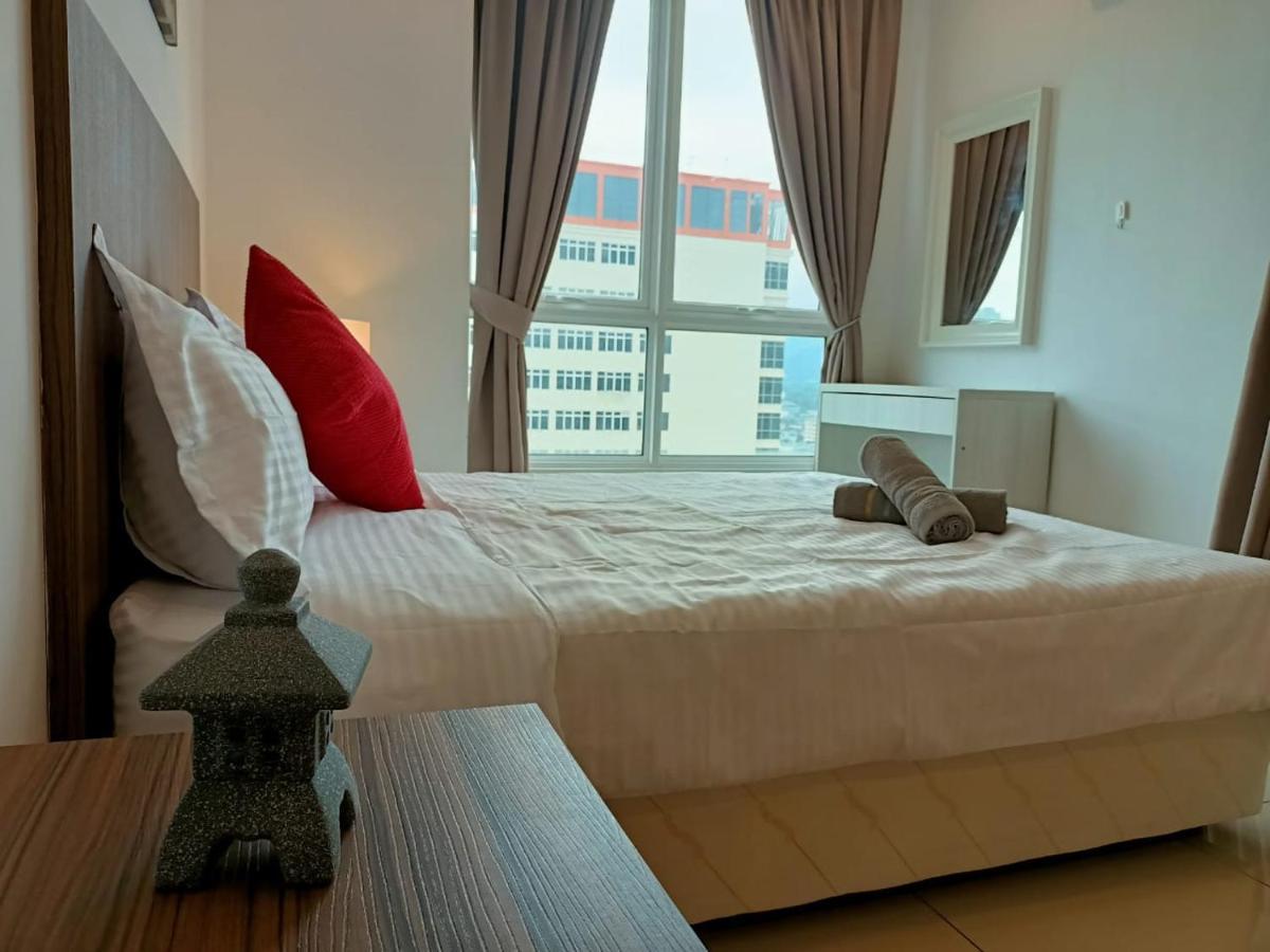 Family Suites At Mansion One By Maj George Town Esterno foto
