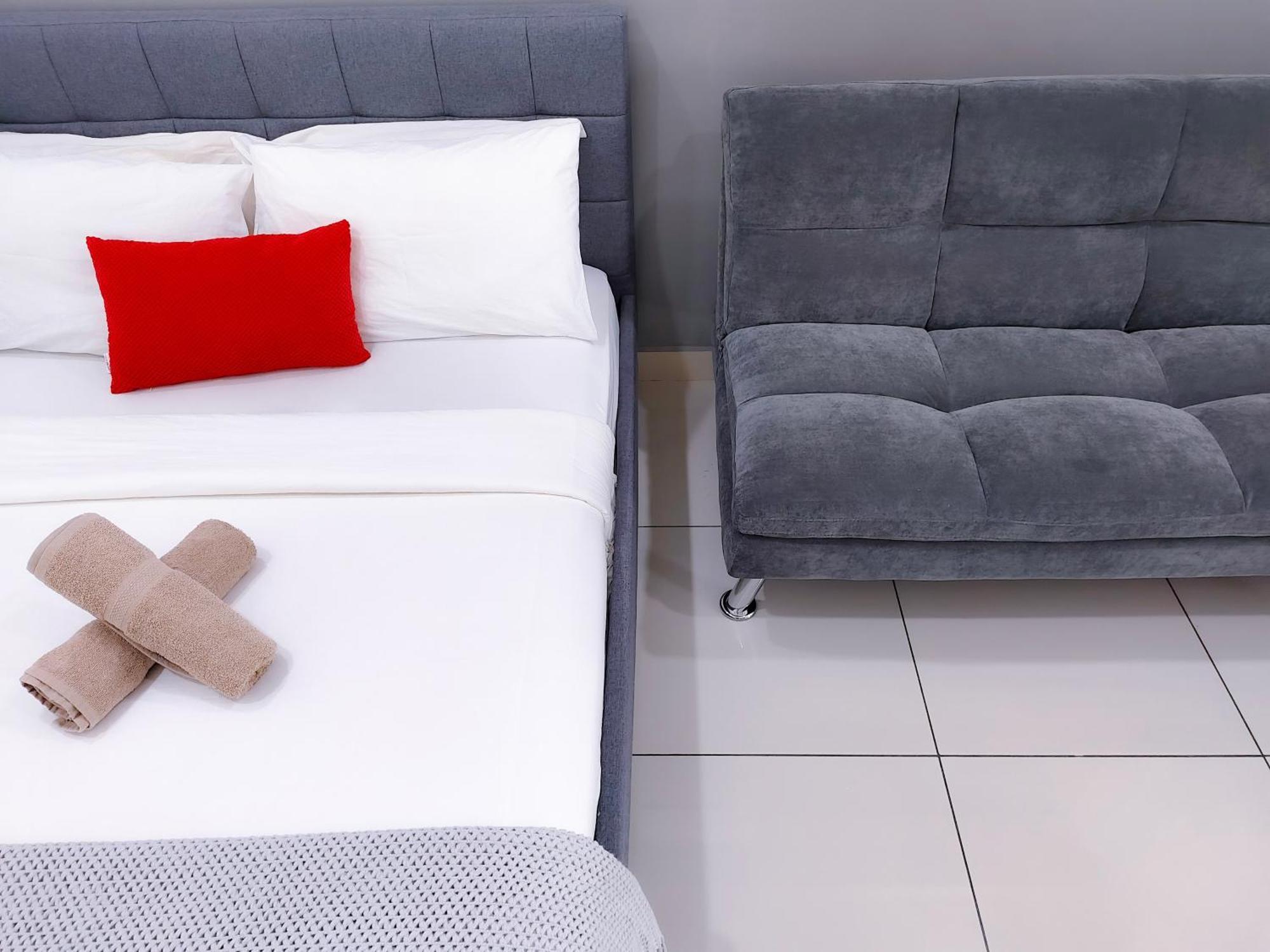Family Suites At Mansion One By Maj George Town Esterno foto