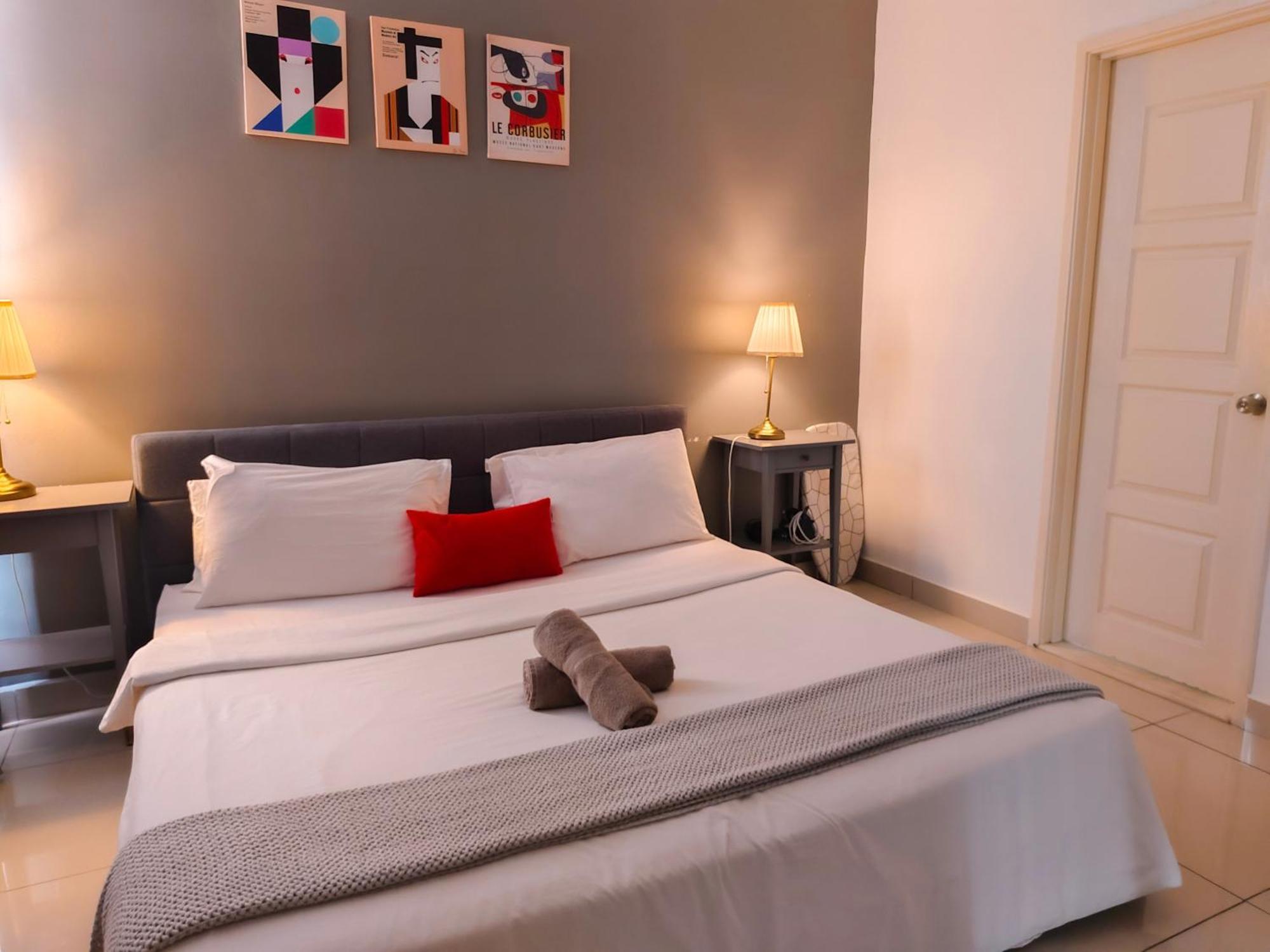 Family Suites At Mansion One By Maj George Town Esterno foto