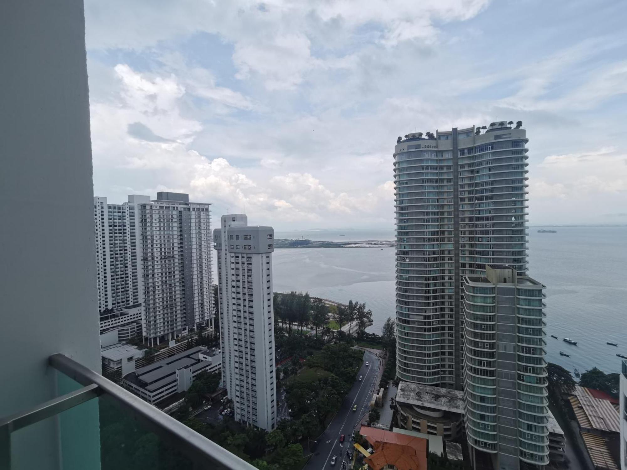Family Suites At Mansion One By Maj George Town Esterno foto