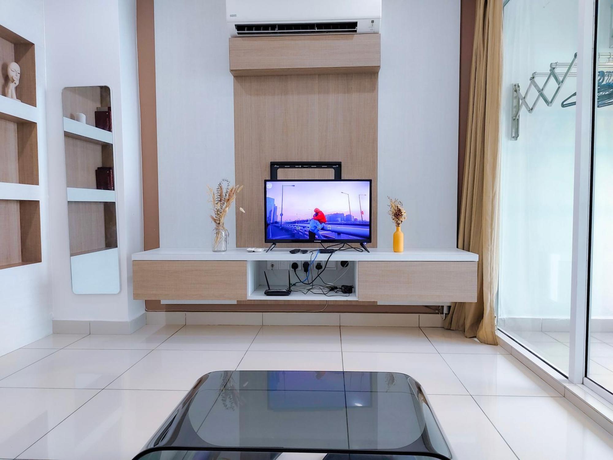 Family Suites At Mansion One By Maj George Town Esterno foto